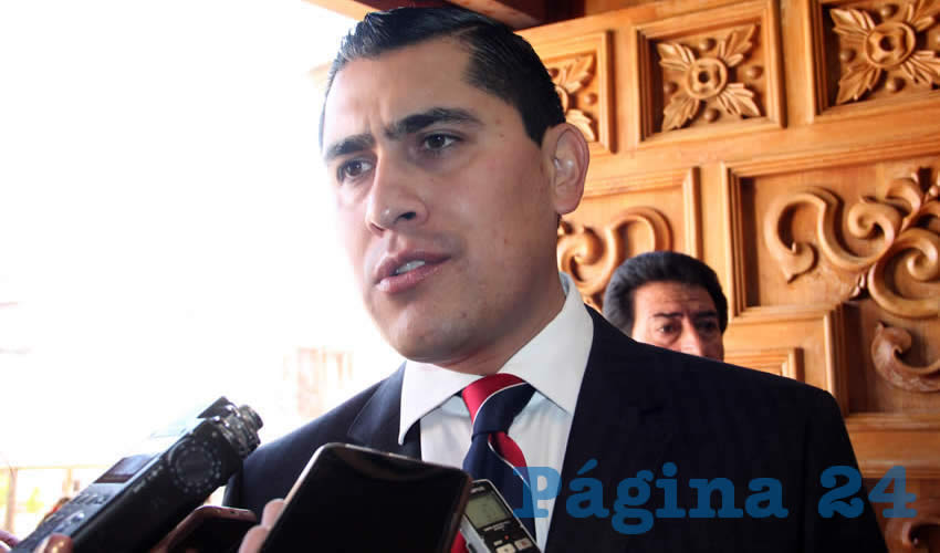 Carlos Peña Badillo, director del Instituto Zacatecano de Educación para Adultos (IZEA) (Foto Rocío Castro)