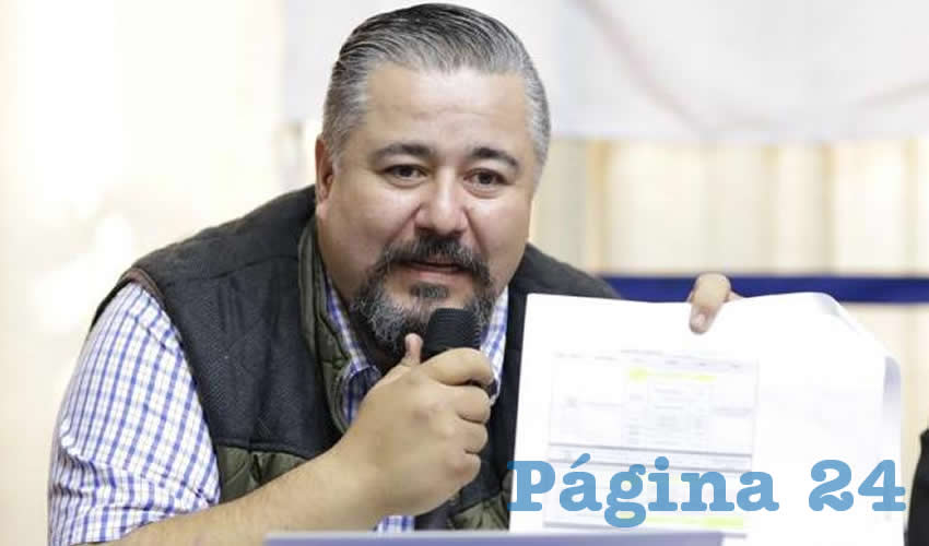 Jorge Carlos Ruiz, de la Contraloría Ciudadana Independiente, acusó que en el Congreso de Jalisco están sacándole jugo a una malla-sombra instalada en el patio del lugar: cada que hay evento la ponen como objeto arrendado, cuando es de ellos. Urgen a que el contralor del Poder Legislativo haga algo, pues este tipo de corruptelas “ni lo inmutan”/Foto: Francisco Tapia
