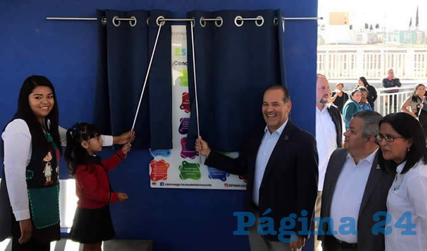 Durante el evento inaugural, presidido por el gobernador Martín Orozco Sandoval, se develó la placa que contiene los 20 derechos de las y los niños