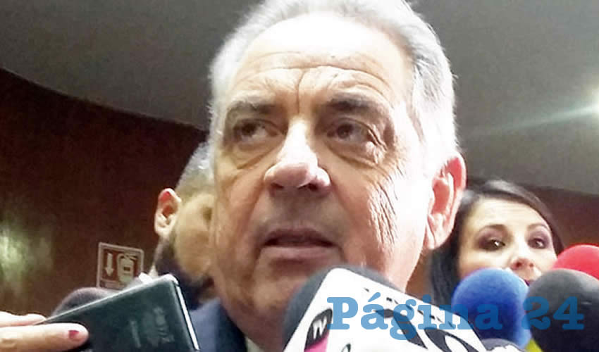 Peritos y agentes de la fiscalía excavan un predio donde han localizado más de 35 bolsas con partes de cadáveres, esto tras la captura de 15 personas en Santa María Tequepexpan. Macedonio Tamez destacó que esta es la violenta forma en que operan los grupos del narco en la ZMG/Fotos: Archivo Página 24