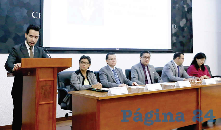 Se dijo que a diario los mexicanos son bombardeados por contenidos mediáticos que imponen la cultura de la violencia; tales contenidos llegan a niños, adolescentes y jóvenes, y generan una idea de que los narcotraficantes son héroes y ejemplos a seguir, cuando la realidad muestra todo lo contrario/Foto: Cortesía