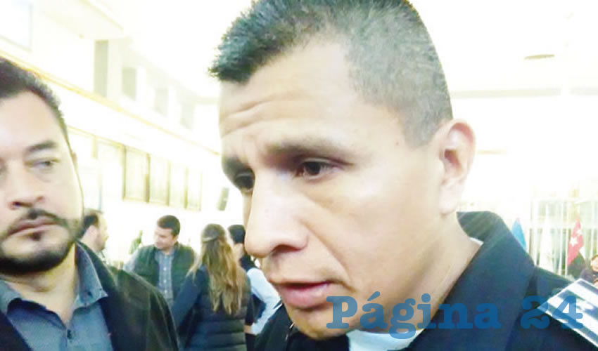Según el nuevo secretario de Seguridad Pública de Jalisco, “la corte establece que podemos realizar entrevistas con las personas, siempre y cuando se agoten los recursos correspondientes, puede llegar desde una simple entrevista donde el agente vial, el policía tenga una plática con la personas, hasta seguir agotando los recursos donde pudiera darse una detención”/Foto: Archivo Página 24