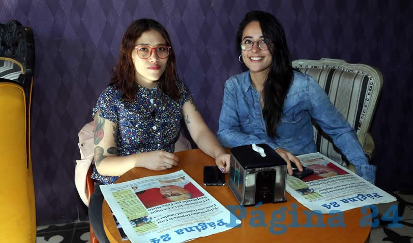 En Café del Ángel se reunieron a desayunar Pamela Pérez Salazar y Karla Larraza Villa
