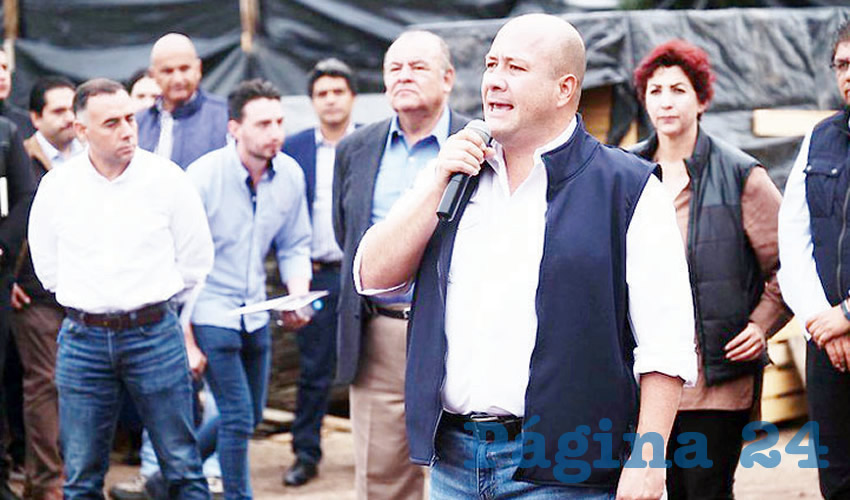 En redes sociales circuló un mensaje que mencionaba que un hombre llamó al C5 para denunciar que el gobernador Enrique Alfaro sería asesinado, puesto que se había colocado una bomba en una unidad deportiva en Juchitlán; la llamada fue real, pero el dispositivo no se encontró/Foto: Cortesía