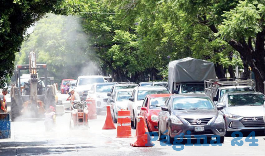 Pablo Lemus no tiene la mínima idea de lo que causará al permitir la construcción de la ciclovía en el tramo de avenida Guadalupe que va de la glorieta Chapalita a Anillo Periférico: “sólo da luz verde a proyectos y que los habitantes se jodan”, criticaron quienes viven por la zona/Foto: Especial