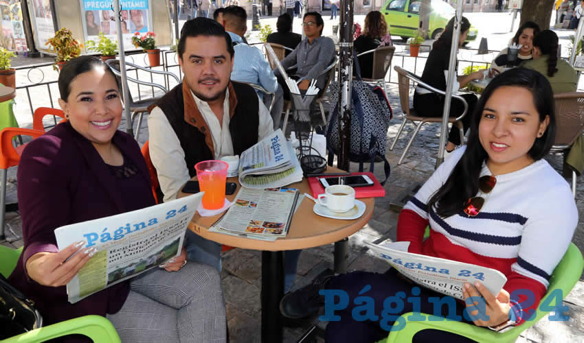 En Café Catedral se reunieron Norma Zamora, exdiputada; Pepe Proa de Anda y Alejandra Carmona Vázquez