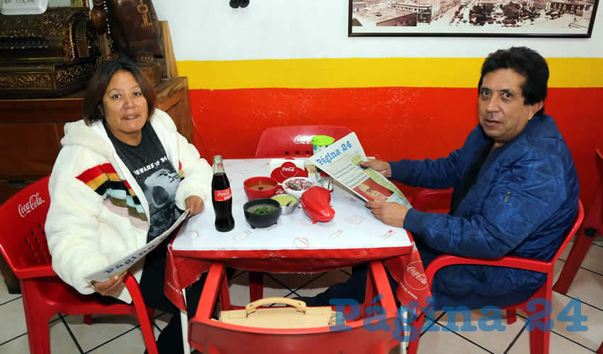 En Gorditas La Merced compartieron el primer alimento del día Claudia Pule Rucobo y Rafael Villaseñor Eguia