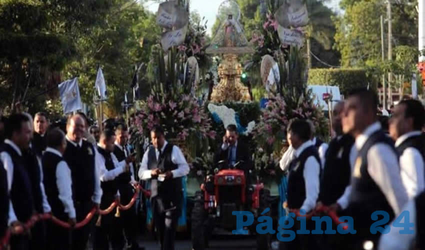 El ciclo anual del ritual, popularmente conocido como “La llevada de la Virgen”, inicia en mayo con la visita a diversas parroquias del estado y otros espacios como cárceles, hospitales, mercados, y concluye el 12 de octubre, en la basílica de Zapopan/Foto: Twitter @cultura_mx