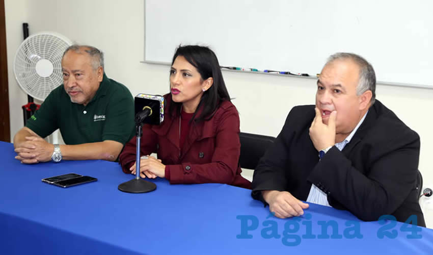 Conferencia de prensa de Arturo Sotelo, Karina Banda y Saúl Flores sobre el Plan Hídrico (Foto: Eddylberto Luévano Santillán)