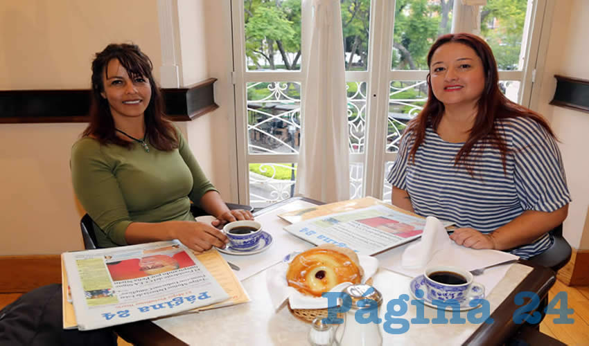 En Sanborns Francia desayunaron Alejandra Portillo Bolaños y Darlene Guerra Aldana, quienes nos visitan de Ensenada, Baja California