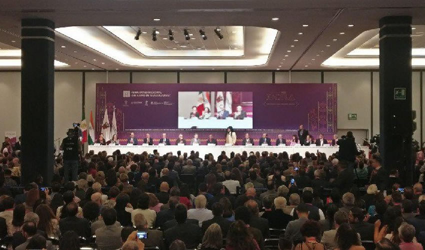 La apertura de la FIL (Foto: Cortesía/Twitter: @EnriqueAlfaroR)
