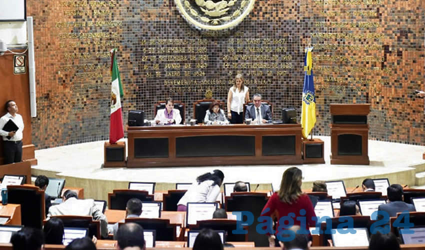 De acuerdo con lo aprobado por diputados y publicado en el Diario Oficial de Jalisco, se establece el perdón a las mujeres procesadas o condenadas por el delito de lesiones, homicidio o parricidio en contra de su agresor; para poder acceder al perdón la mujer deberá acreditar antecedentes de violencia sistemática de parte de su agresor, entre otros requisitos/Foto: Francisco Tapia