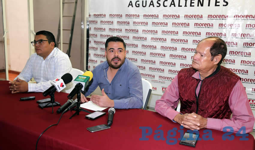 Rueda de prensa de Morena (Foto: Eddylberto Lu&eacute;vano Santill&aacute;n)