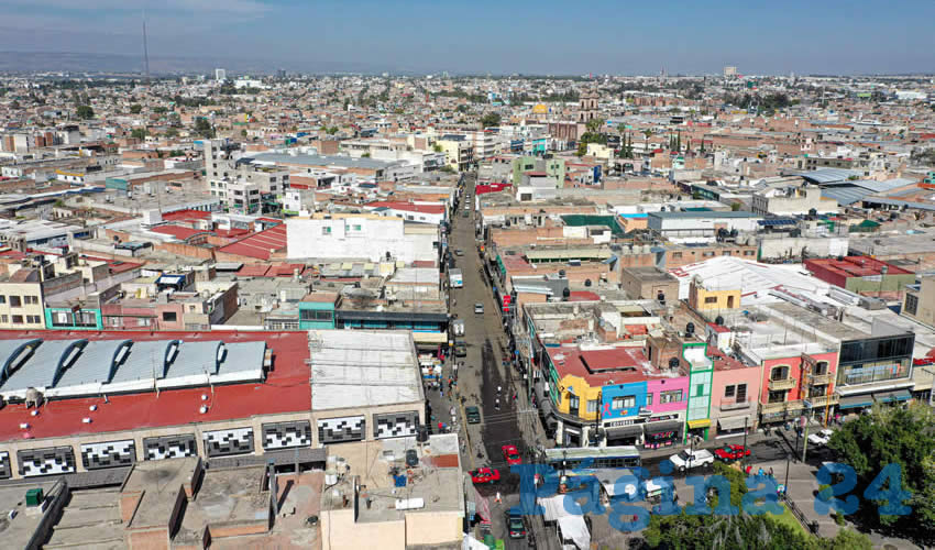 Como en otros puntos de la ciudad, se arreglarán losas, guarniciones, rampas y se instalarán líneas táctiles sobre las banquetas