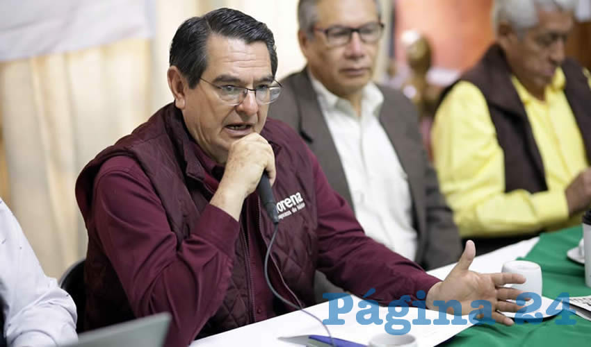 Hugo Rodríguez Díaz, delegado presidente de Morena en Jalisco, y Jorge Carlos Ruiz, de la Contraloría Ciudadana, mostraron el terrible caso que se vivió en el albergue 100 Corazones; esperan que “ahora sí” las autoridades actúen en consecuencia, pues ya hay denuncias ante la fiscalía estatal y la CEDHJ/Foto: Francisco Tapia