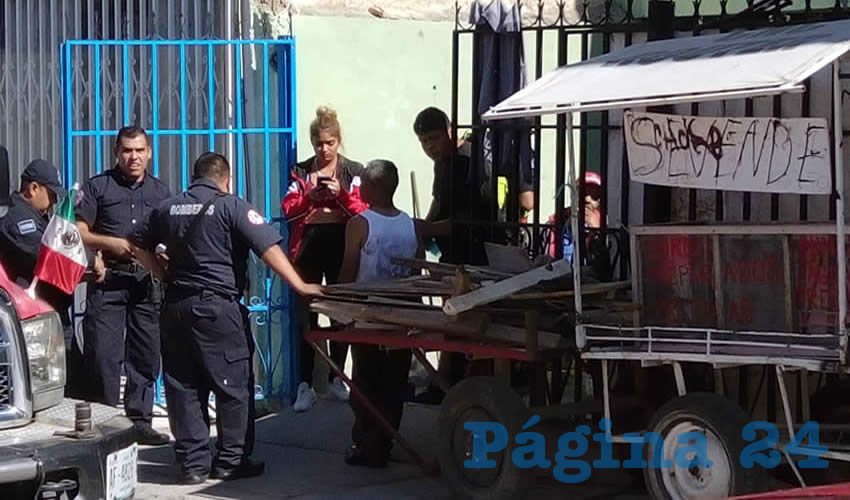 Los oficiales, con el pretexto de perseguir a un caco, se metieron a la casa situada en calle Cesáreo Castro 103