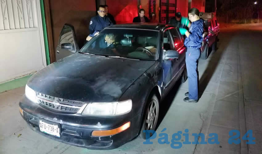 En este auto el hoy occiso iba a ser trasladado a un hospital Iván Valdez Ochoa, pero a la brevedad murió