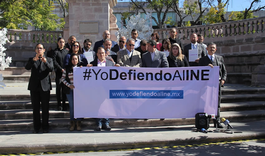Se manifestaron los representantes de las cámaras empresariales para apoyar al Instituto Nacional Electoral (Foto: Juan Fernando Reyes Ortega)