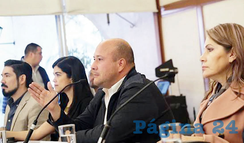 Llegó el momento de las definiciones, o estamos comprometidos con la agenda climática o no lo estamos, y el gobierno federal también tiene que asumir una posición al respecto”, se lanzó el gobernador Enrique Alfaro al anunciar el cierre del proyecto /Foto: Cortesía