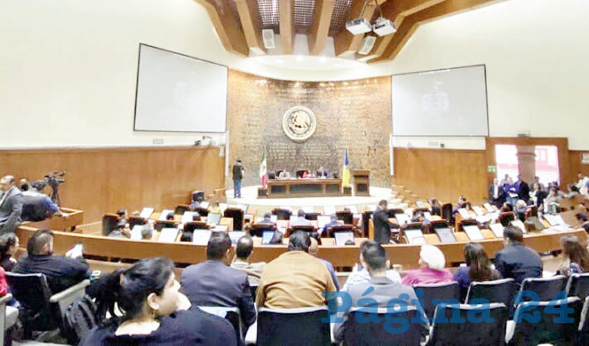 Con lo aprobado, el Congreso local tendrá la facultad para emitir la convocatoria que establecerá las fechas y plazos para el proceso electoral, y los términos y requisitos de elegibilidad para ser diputado Constituyente/Fotos: Francisco Tapia