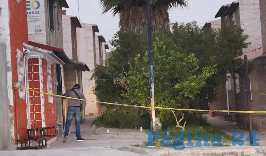 El pasado 11 de octubre, el adolescente y Édgar Rosalío “El Chalío”, asesinaron a Clara Edith Martínez Contreras, justo cuando salía de su casa, ubicada en calle Recinto Pitayo, en el fraccionamiento Valle de los Cactus.