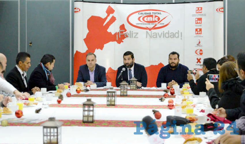 Luis Méndez, presidente de la CMIC Jalisco, comentó que ya se hicieron pruebas de funcionamiento de la línea 3, “pero no las suficientes” y hay temas que no se han resuelto del todo, como el cambio de los neoprenos, por lo que aún está lejano concluir con el 0.07% que dicen que le resta a la obra/Foto: Twitter @CMICJALISCO