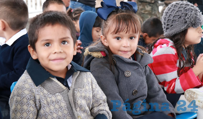 Como medida preventiva, en las escuelas continuará la implementación de filtros para evitar contagios