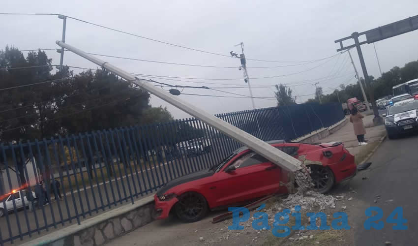 El percance ocurrió en la curva de avenida Aguascalientes, a la altura de la UAA