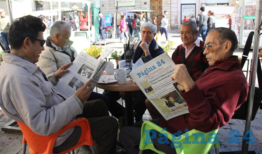 Daniel García Puente, Roberto Felix, Felix Adán Abundes, Juan Ignacio Esparza Rodríguez y David Castañeda Medrano desayunaron en Café Catedral