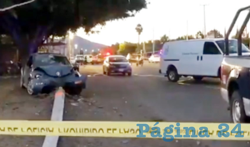El conductor del Beetle escapó del lugar; se presume que el accidente fue propiciado por el exceso de velocidad y la falta de pericia del chofer/Fotos: Especial