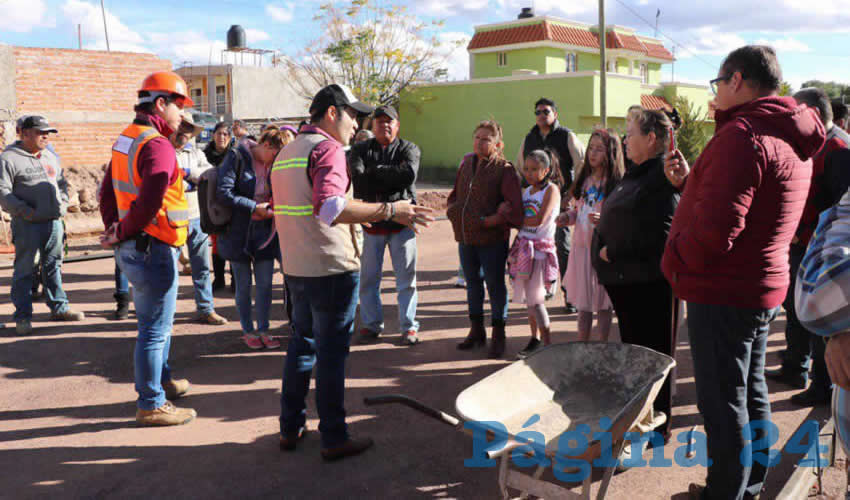 Gracias al Programa 2x1Unidos por los Migrantes, se llevan a cabo acciones de pavimentación y bacheo en las comunidades de la Capital.