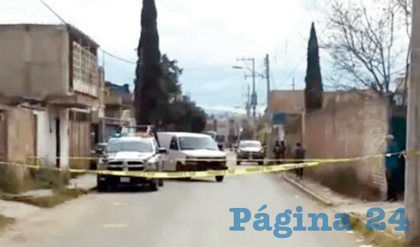 Dos hombres que circulaban en un auto compacto fueron asesinados a balazos por un comando armado/Foto: Especial