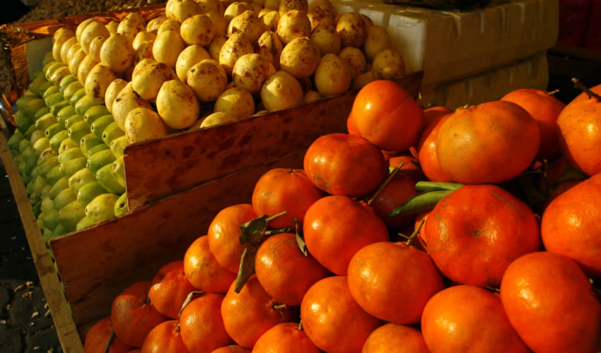Las frutas se pueden tomar como colaci&oacute;n, entre comida y comida, o como postre (Foto: Archivo/ Paola Hidalgo/ Cuartoscuro)