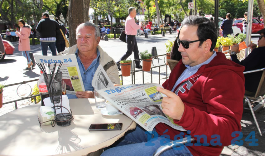 En Café Catedral desayunaron Daniel Herrera Ramírez y Gerardo Escobedo Cervantes