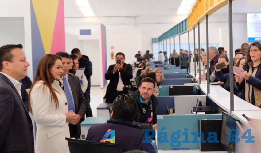 Adem&aacute;s de pagar el predial las personas pueden gestionar en un mismo lugar licencias comerciales, de construcci&oacute;n e incluso su credencial del INAPAM