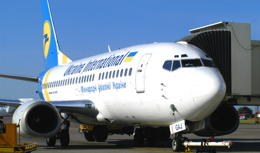 Un avión operado por Ukraine International Airlines (Foto: Cortesía/Ukraine International Airlines)