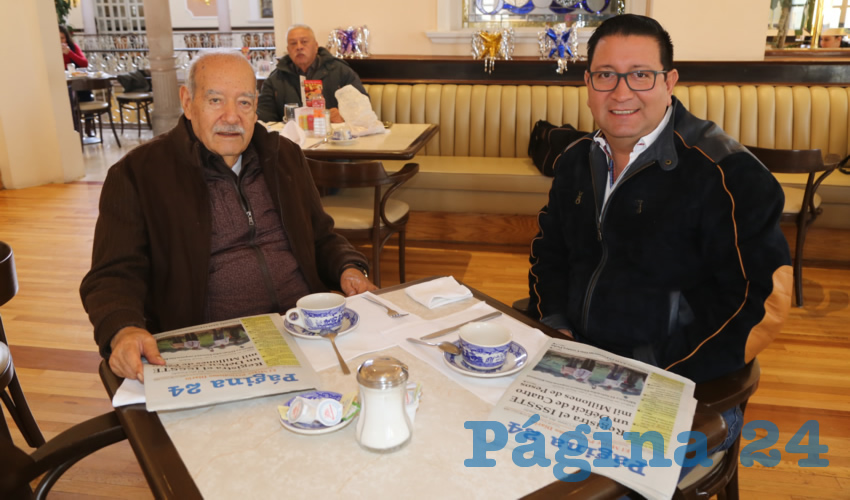 En Sanborns Francia desayunaron Andrés Valdivia Aguilera y Marco Antonio López Rojas