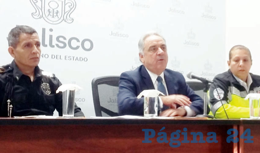Por una parte, Macedonio Tamez culpó al gobierno federal por –según él– no hacer su trabajo, aunque también dijo reconocer que en lo local “no hemos avanzado; tal vez el único avance es que ahora sí encontramos lugares clandestinos de inhumación que antes no se buscaban”, presumió como logro/Foto: Francisco Tapia