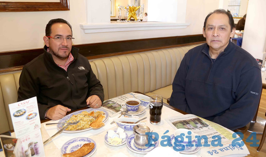 Alejandro López López y José Yllescas Vázquez compartieron el pan y la sal en Sanborns Francia