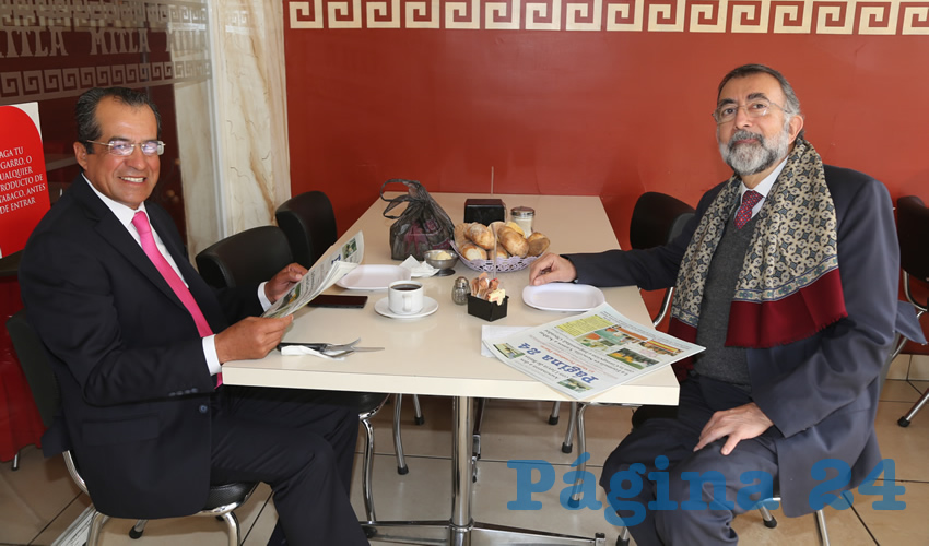 En el restaurante Mitla almorzaron Francisco Martínez Delgado, exvicefiscal del Estado; y Eduardo Martín Jáuregui, notario público