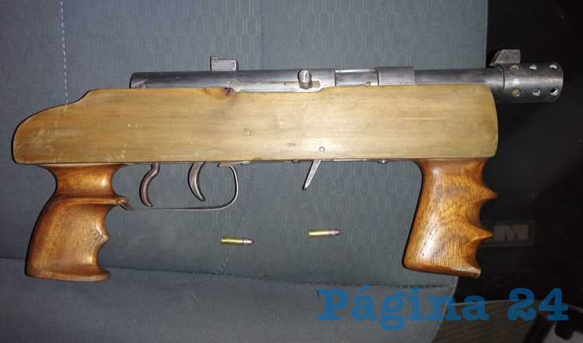 El arma calibre .22 que portaba Yanni Aarón “N” “N”, de 22 años de edad