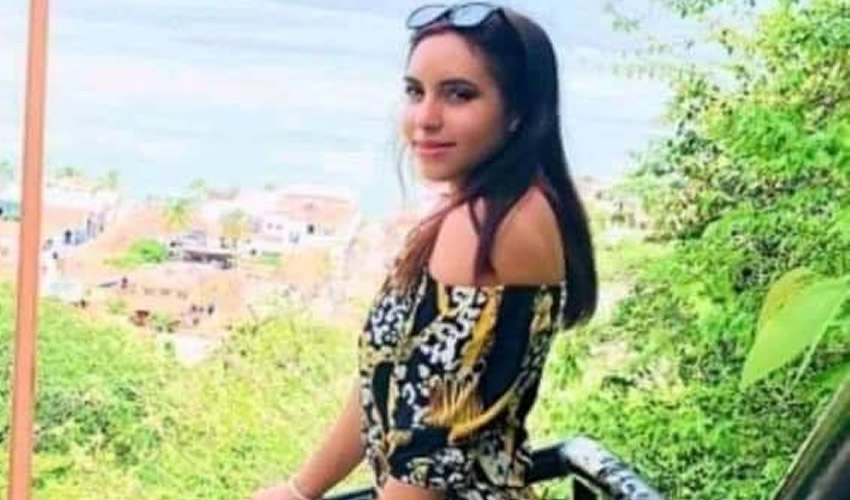 Lizbeth iba en una camioneta con su padre, cuando un vehículo les cerró el paso y de él bajaron varios sujetos encapuchados y los amenazaron de muerte con “cuernos de chivo” si pedían auxilio; el padre de Lizbeth no pudo hacer nada y se la llevaron secuestrada; el reloj marcaba las 4:00 de la tarde (Foto: Cortesía)