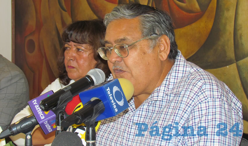 Nicolás Vega, líder de ejidatarios de El Zapote, informó que se reunió con representantes de la SCT y del GAP, donde se acordó que a más tardar mañana miércoles habría una respuesta con una oferta para que los ejidatarios liberen las instalaciones del estacionamiento principal del aeropuerto/Foto: Archivo Página 24