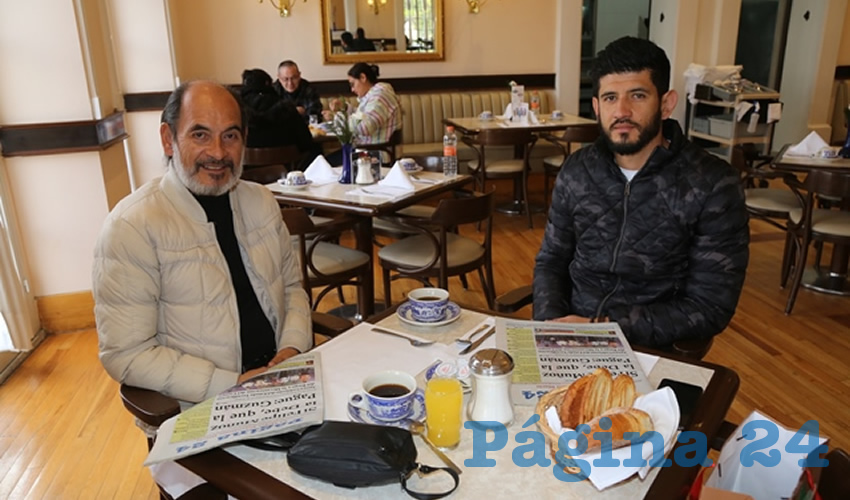 Rodolfo Miranda R&iacute;os y Rodolfo Miranda Gonz&aacute;lez compartieron el pan y la sal en Sanborns Francia