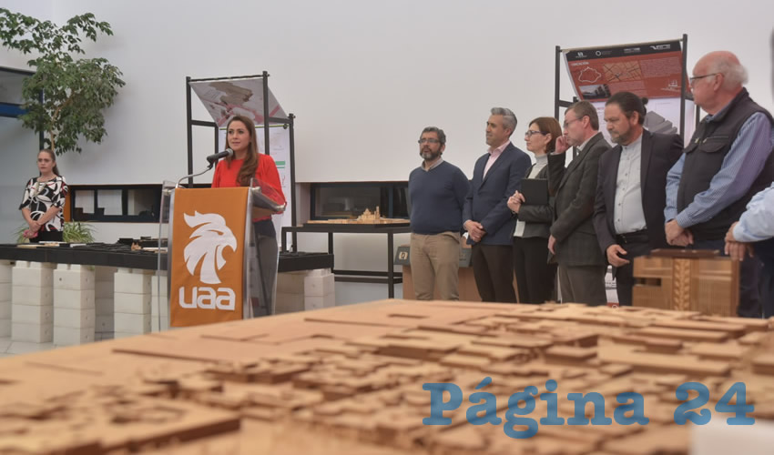 Al reconocer el talento de los alumnos y maestros, la alcaldesa refrendó la alianza para seguir construyendo una ciudad de vanguardia