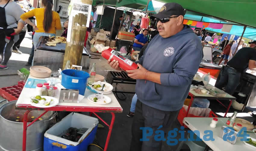 Se inspecciona que los vendedores tengan las condiciones adecuadas, el tanque de gas, extintores, así como el cableado de las instalaciones eléctricas