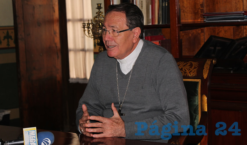 Sigifredo Noriega Barceló, Obispo de Zacatecas: “Me da mucha tristeza que estemos dañando nuestro patrimonio. Es una ofensa a nuestros antepasados que nos legaron lo mejor, es una ofensa para la generación actual, que tiene estos lugares que son símbolo de humanidad” (Foto Rocío Castro)