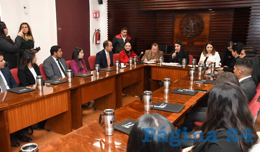 Cada año en el Congreso del Estado, 30 hombres y mujeres entre los 16 y 29 años participan en el Parlamento Joven, donde propondrán temas que beneficien a este sector de la población zacatecana.