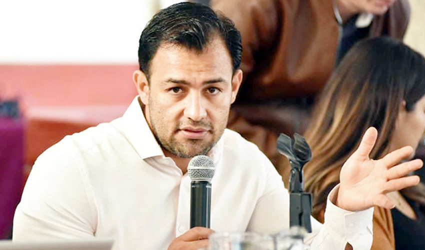Jonadab Martínez, diputado emecista, dijo desconocer el por qué de la ausencia de la funcionaria, y dijo que buscarán saberlo, además de reagendar la reunión con ella/Foto: Archivo Página 24