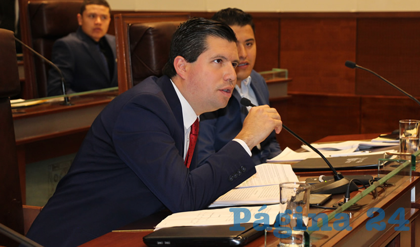Una de las propuestas que más llamó la atención del Parlamento Joven en el trabajo que presentaron ante el Pleno del Congreso del Estado fue la correspondiente a reformas penales en materia de aborto, sancionando a quien haga abortar sin el consentimiento de la mujer (Foto Rocío Castro Alvarado)